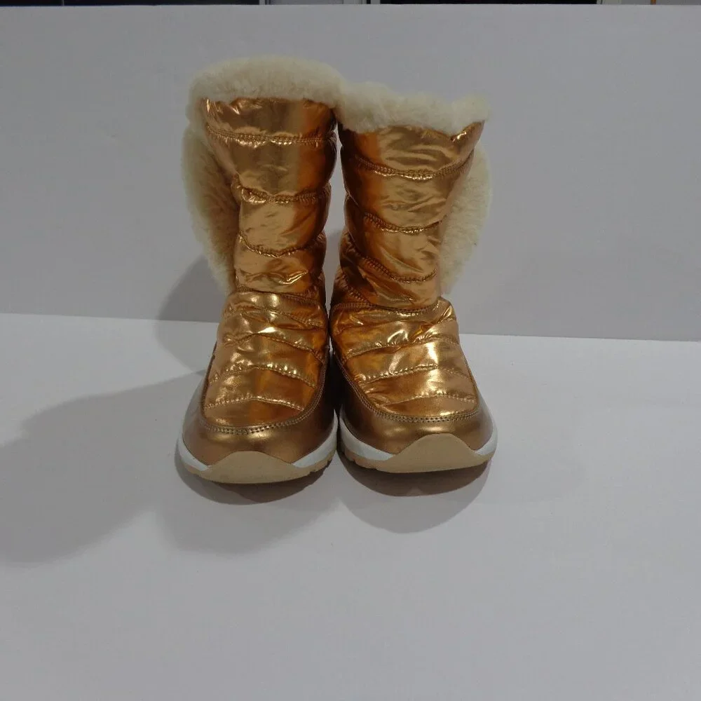 CHEEKS Fit Body‎ Womens PUFFER Lightweight Boots Rose Gold Quilted Soft Size 6W